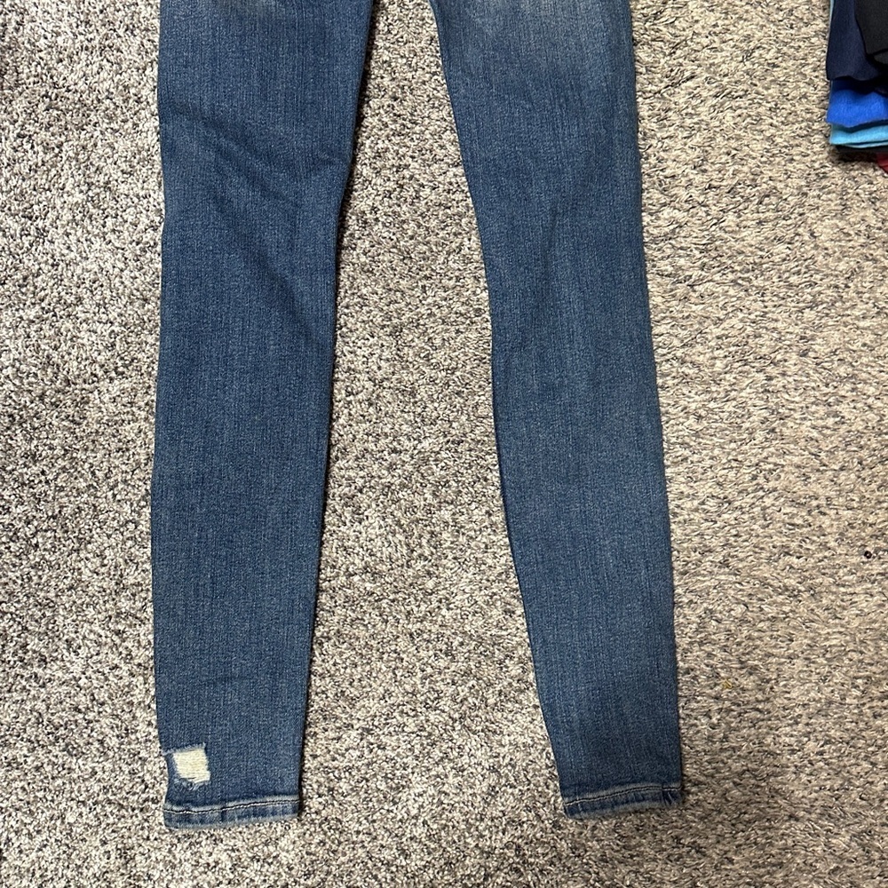NEW We the Free Classic Blue Skinny Jeans - Picture 7 of 8